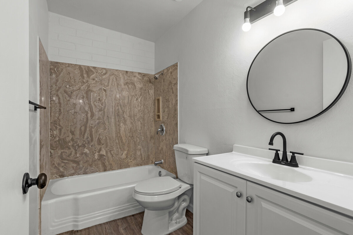 10_1527 e blacklidge dr-8