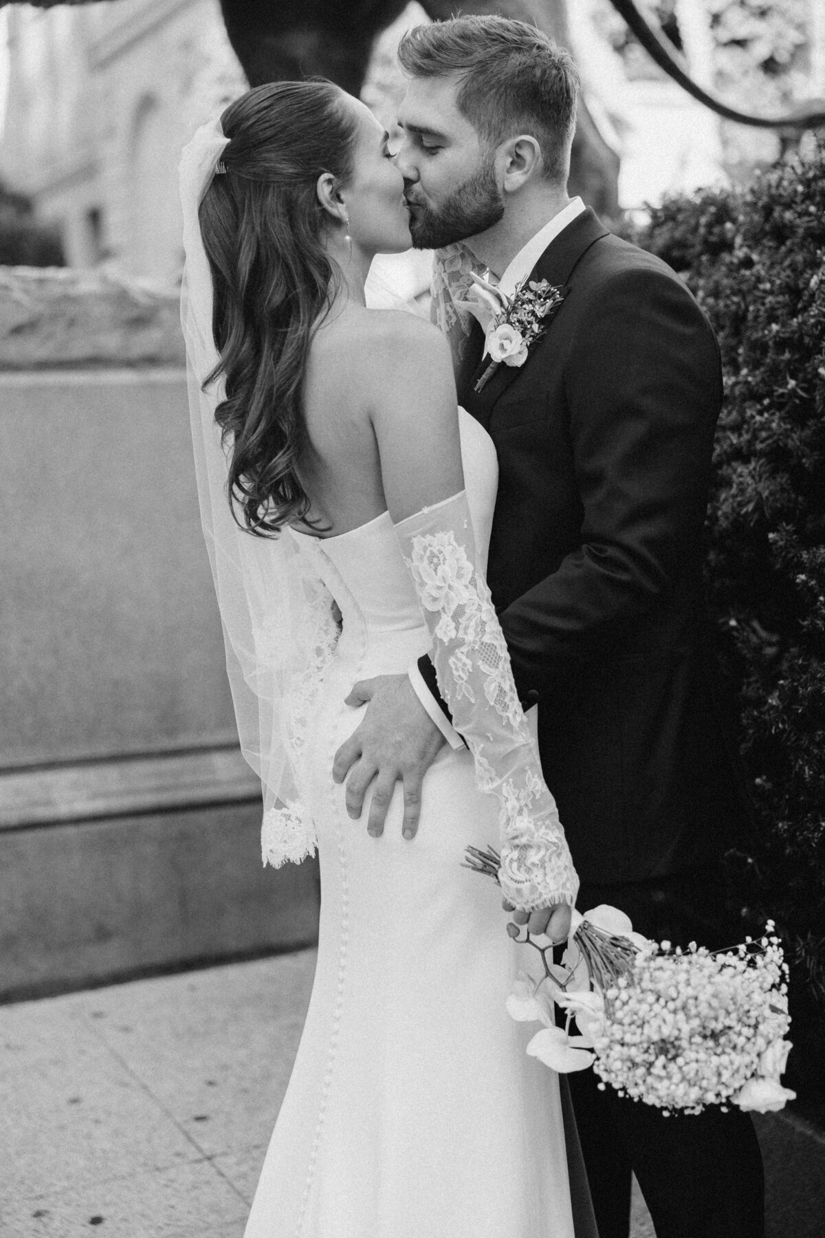 CHICAGO-WEDDING-PHOTOGRAPHY-BY-MEGAN-SAUL-PORTRAITS (248 of 304)