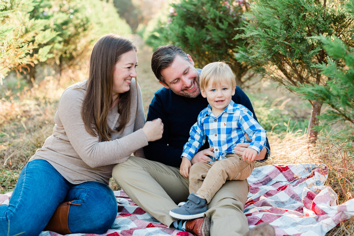 BerkeleyFamilyChristmasPhotos_RachaelReidPhotography2021_-26