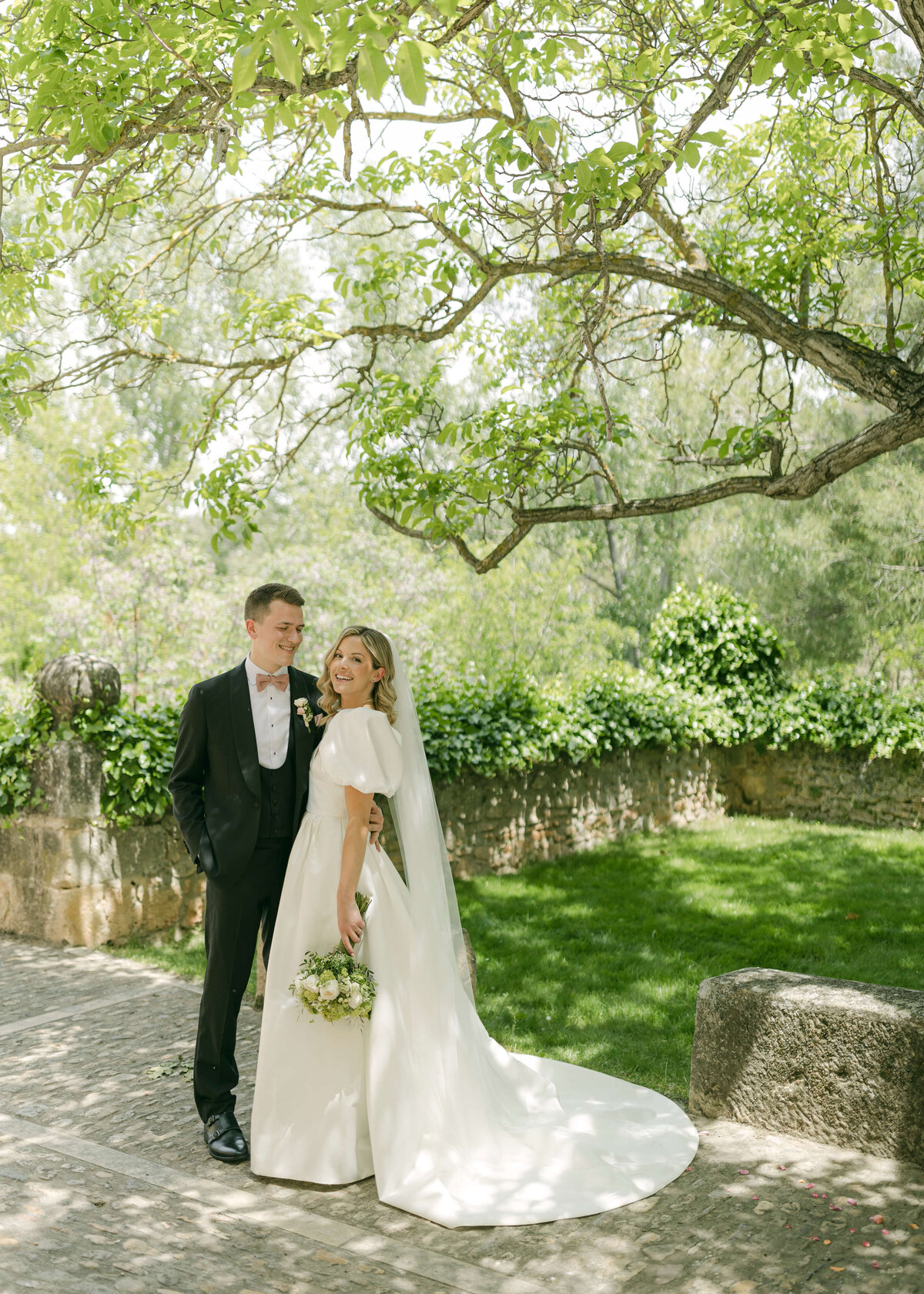 Georgina-James-Wedding-Fuentespalda-Chloe-Lowe-Photography-916