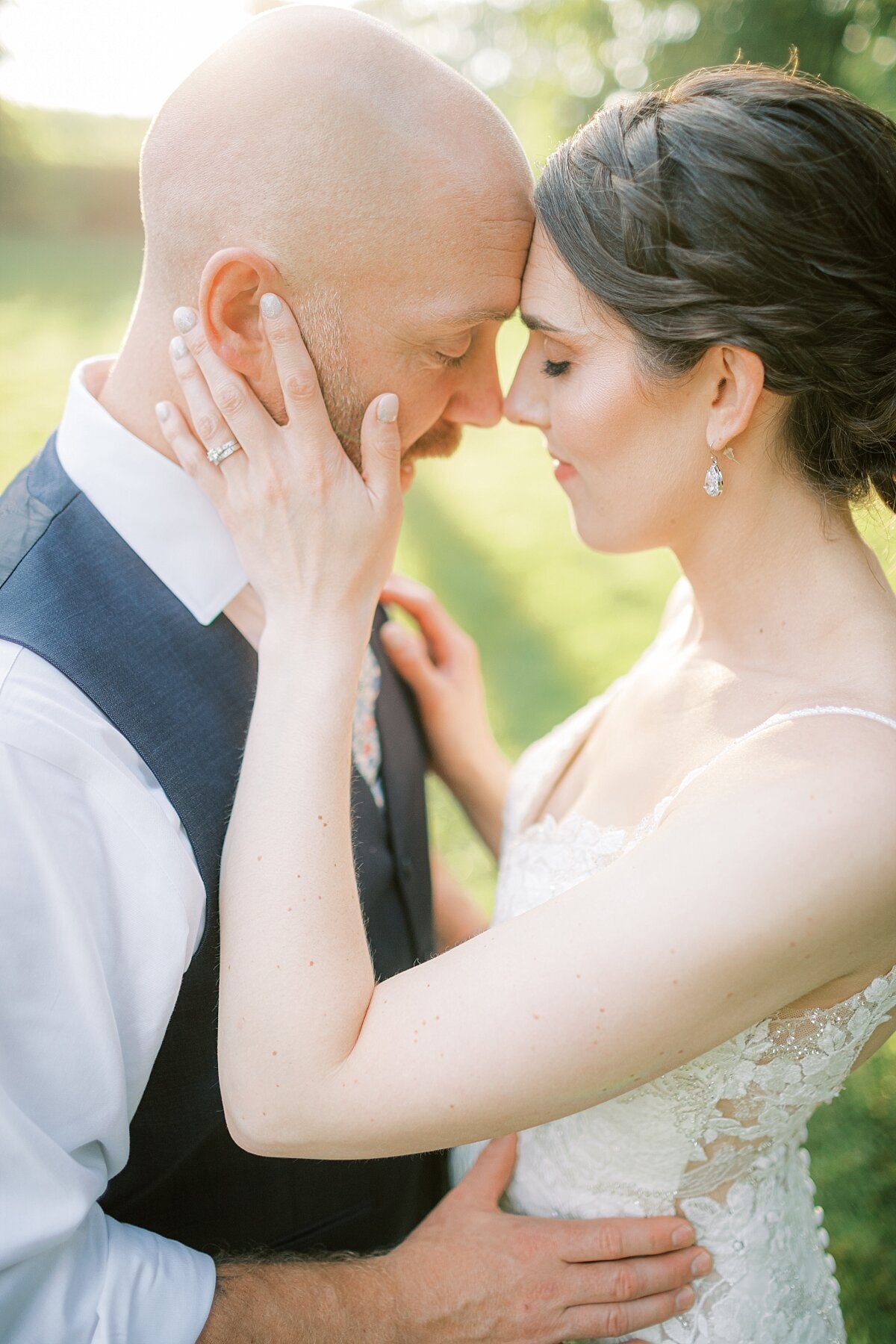 rebecca shivers photography lancaster bright and airy luxury photographer central pa wedding cameron estates