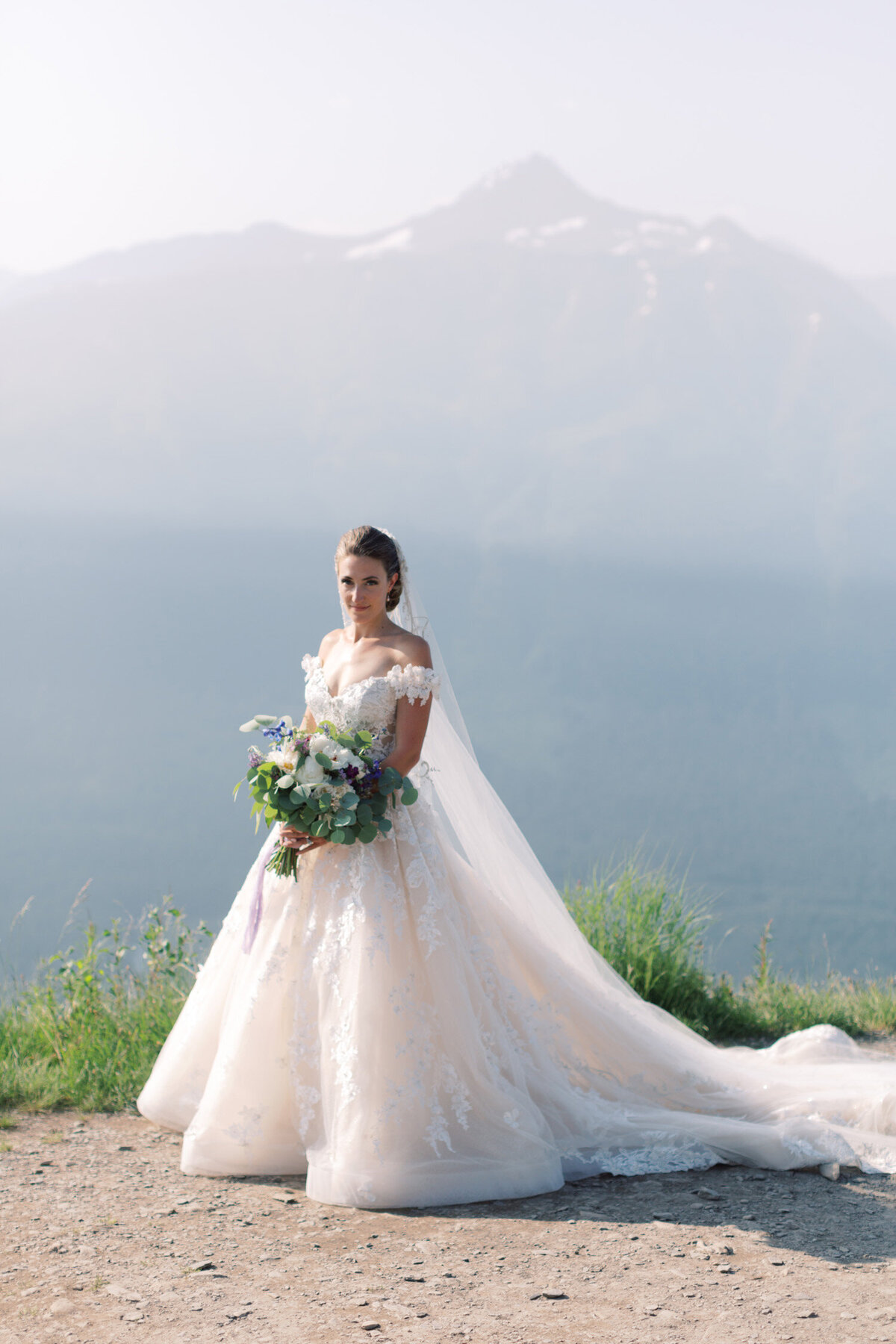 Alyeska-Wedding-Photographer-CorinneGraves-1107