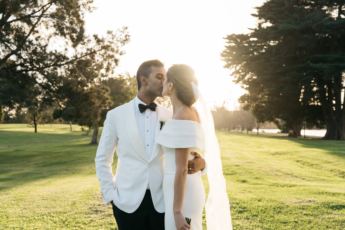 Courtney Laura Photography_ The Carousel Albert Park_ Melbourne City Wedding Photographer_ Viji and Lana-700