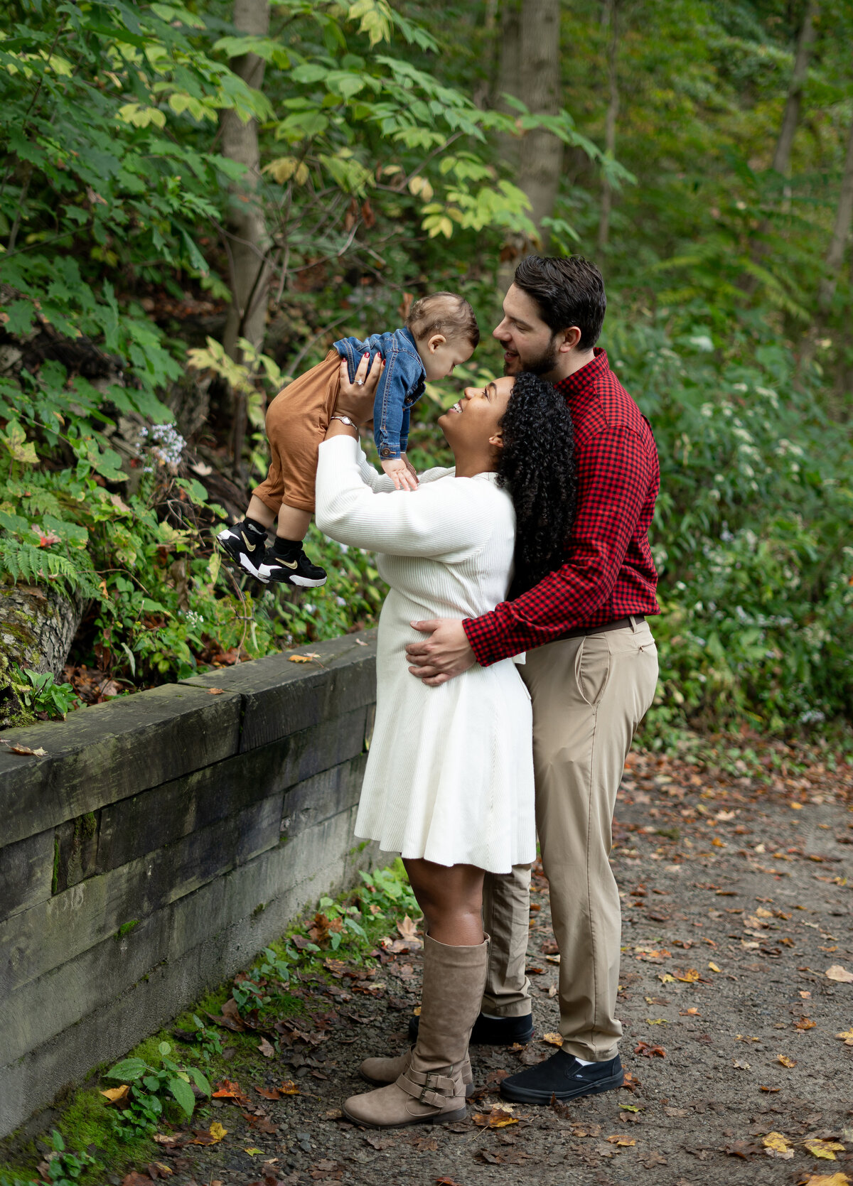 documentary family photo session during the fall in Cleveland