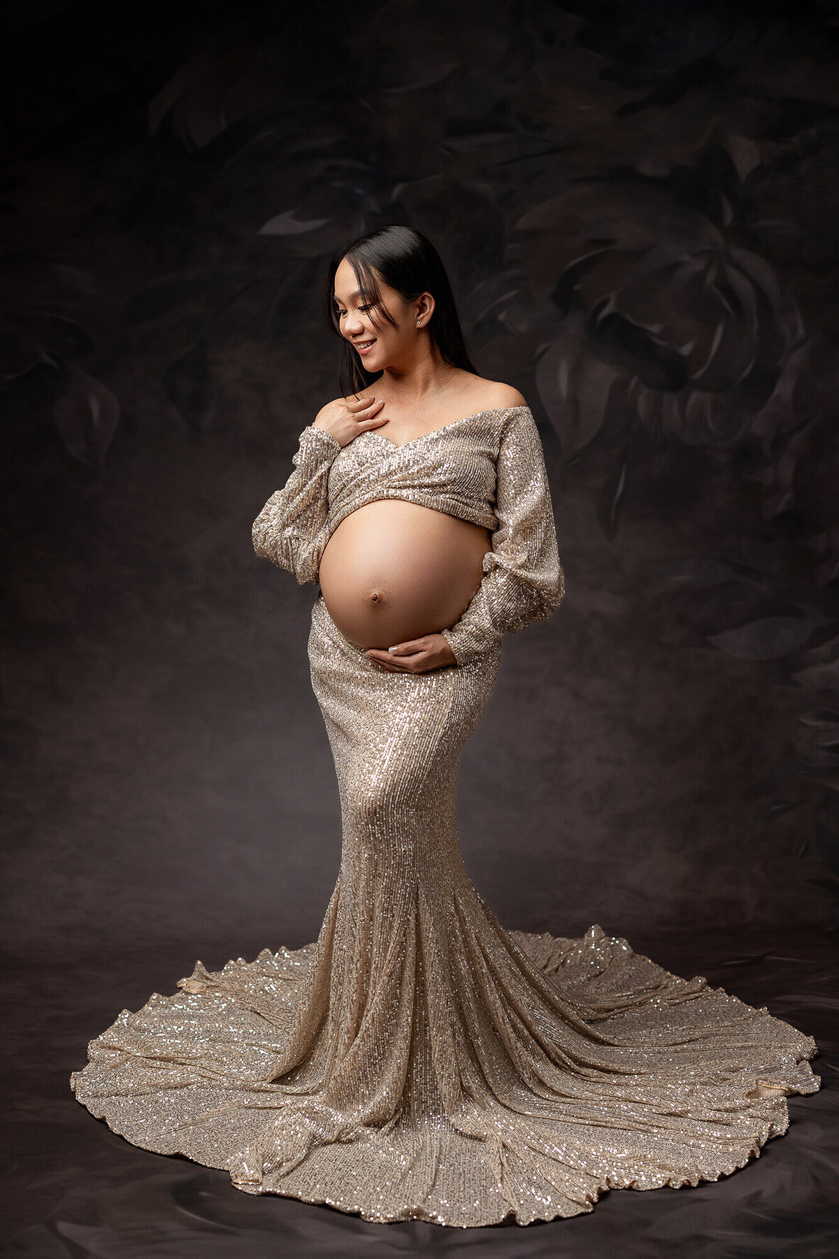Luxury maternity sessions in southern Minnesota, maternity sessions near me, Mankato maternity Photographer.