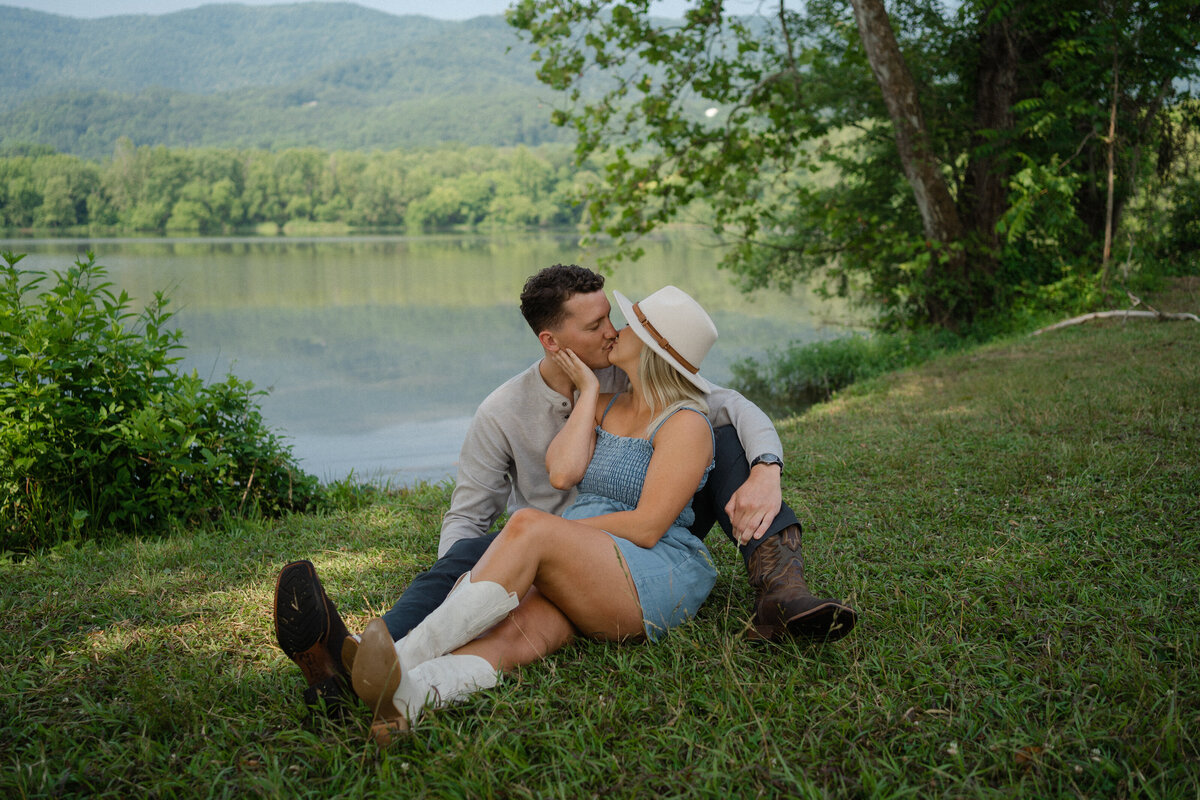 Engagement Photographer