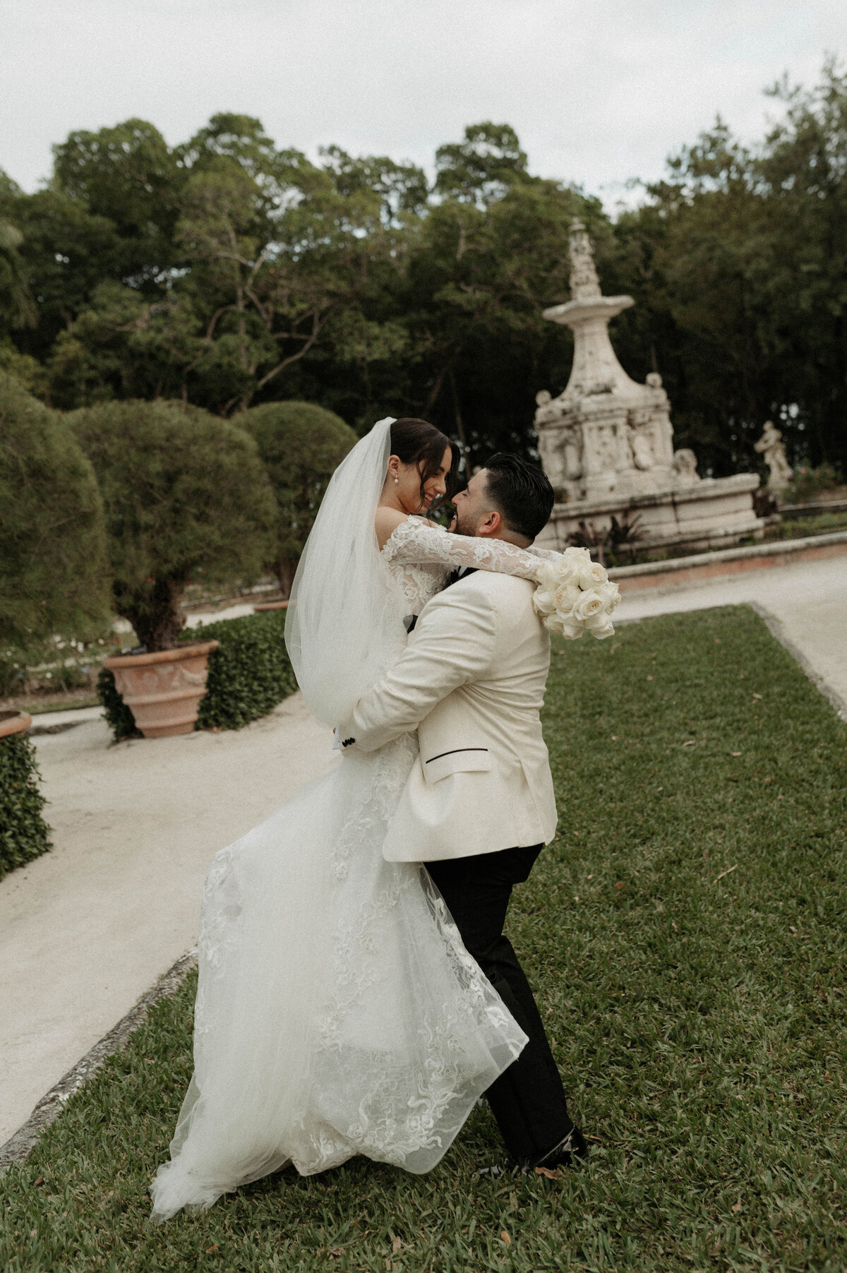 Vizcaya Museum and Gardens wedding photographer