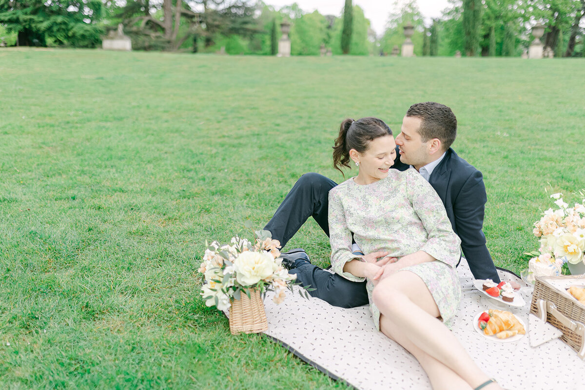 14  - Delia and Enrico - PICNIC - Chiswick House & Gardens - Joana Senkute Photography