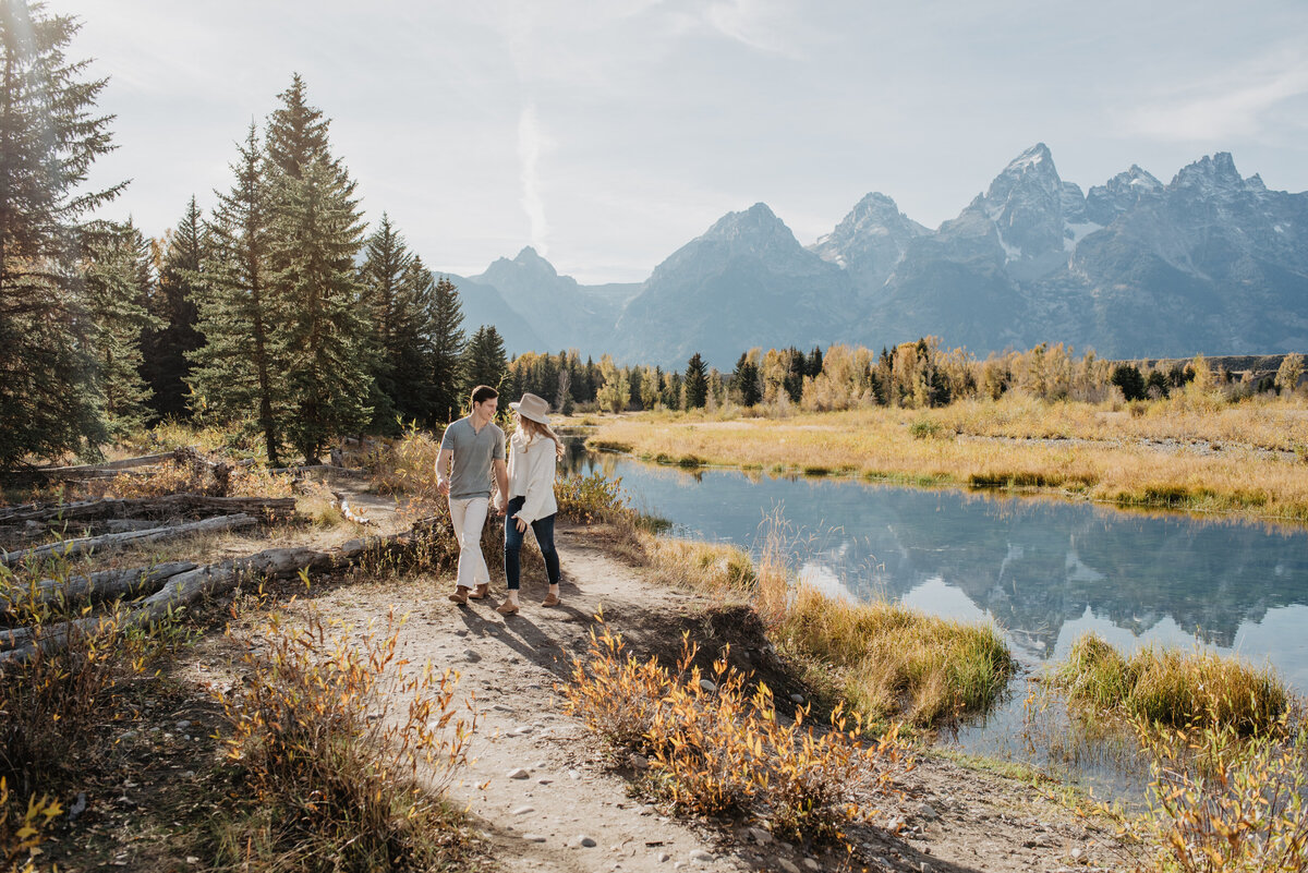 Photographers Jackson Hole capture outdoor engagements in Grand Teton National Park