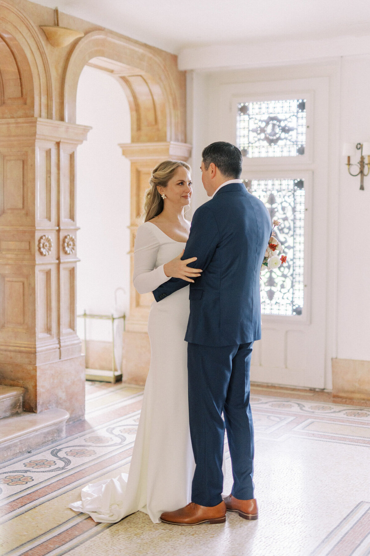 Maïlys Fortune Photography Husband Wife Wedding Weddings Photography France Switzerland Italy Timeless Dreamy Imagery Bilingual French English Destination Weddings Destination Wedding Provence French Riviera Paris Lake Como Tuscany55