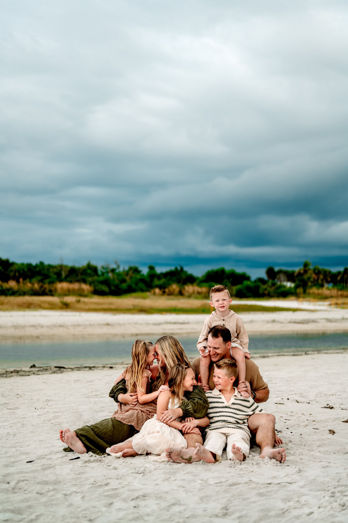 Chasing Creative Family Portaits Oct. 2025-24_(2048)
