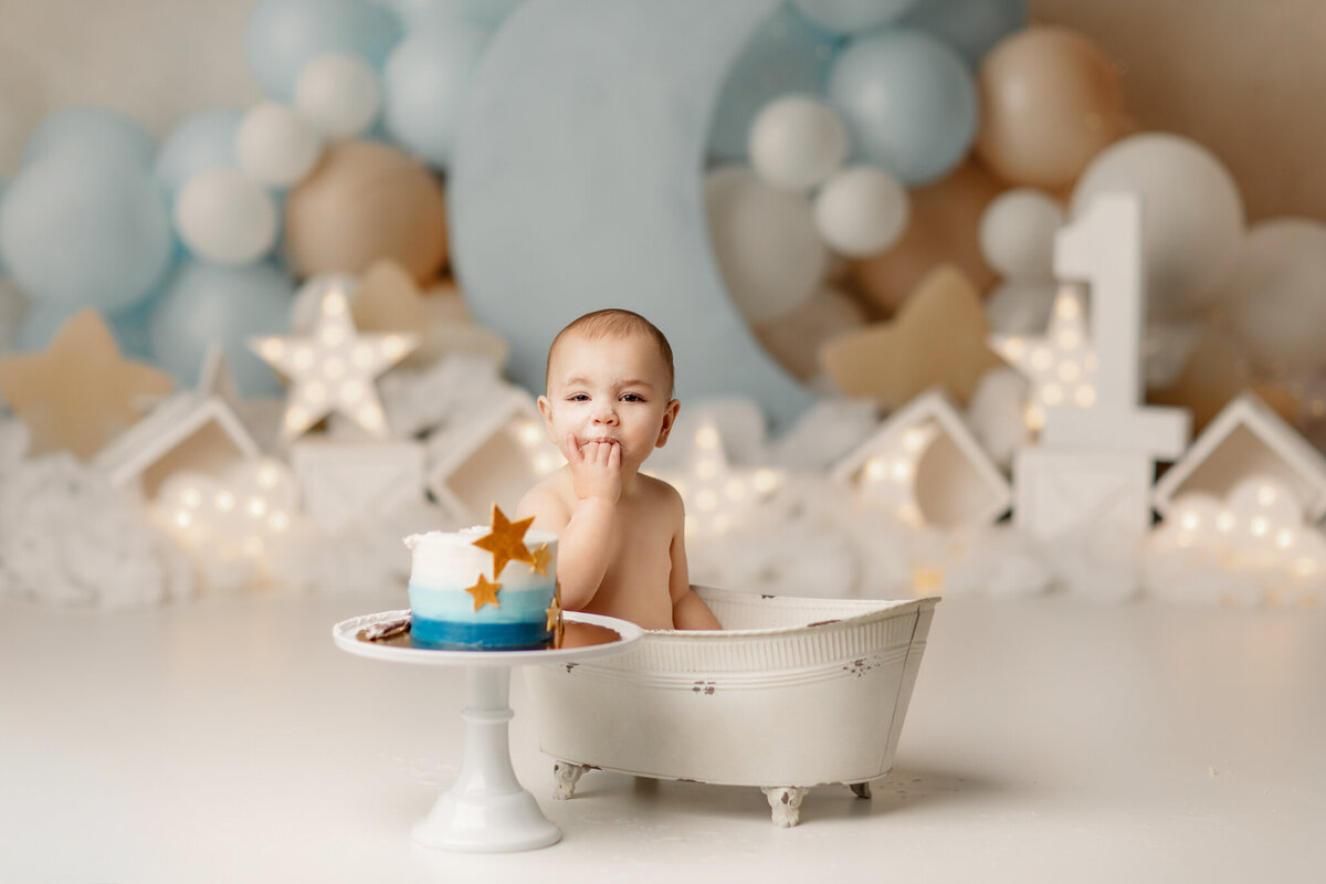 Cave Springs cake smash photographer, cake smash photography near me, NWA cake smash photos