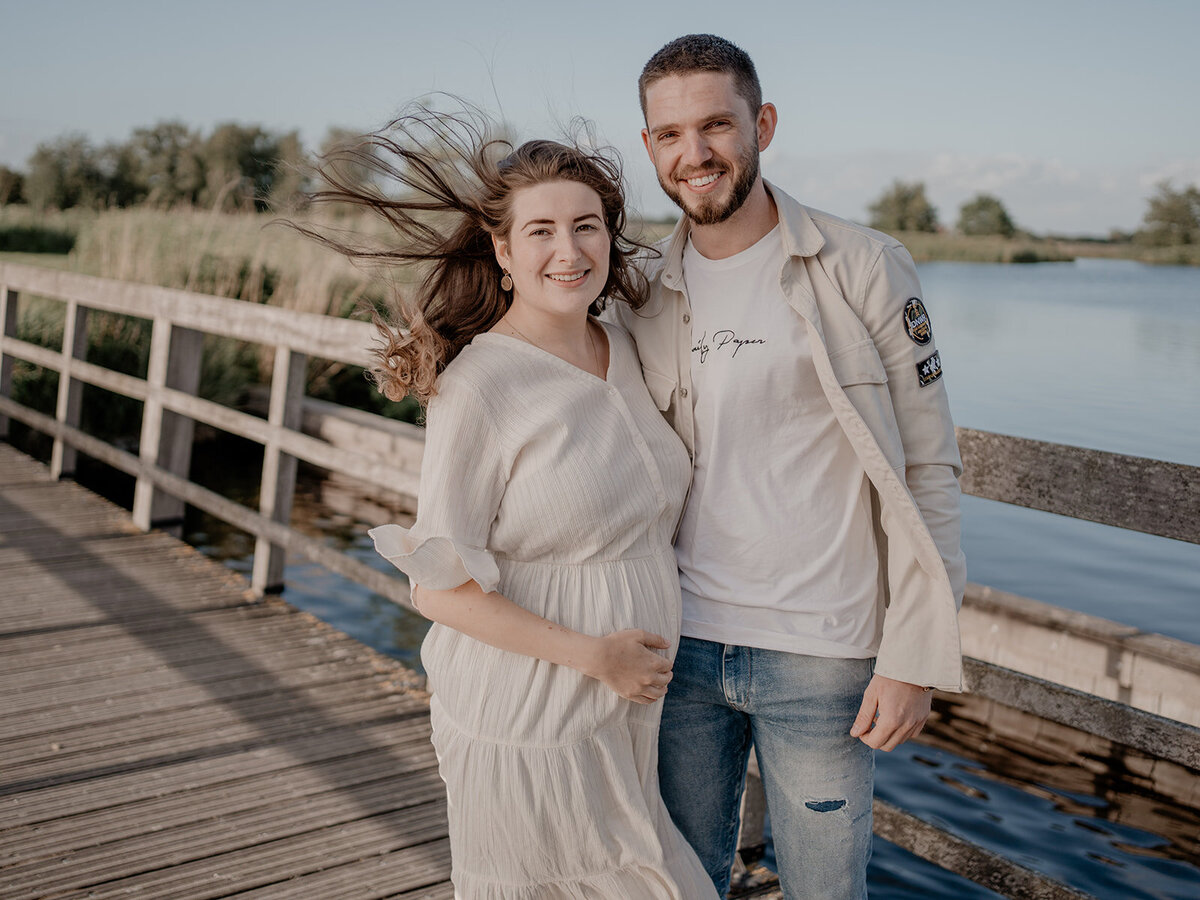 Leukfotografie wangerschapsfotografie natuur Amsterdam  Oostzaan buiten-zwangerschap-fotoshoot-natuur-twiske.jpg