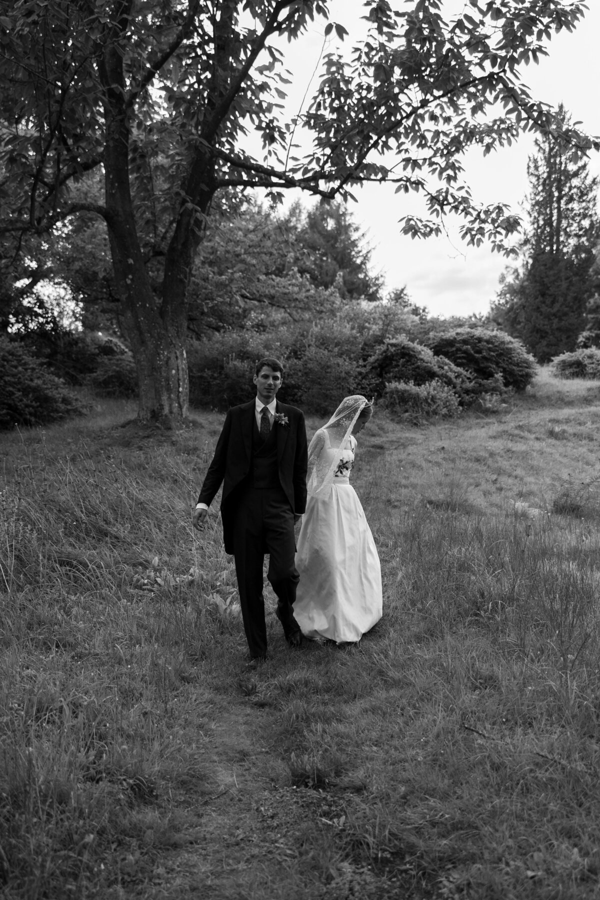 english-countryside-wedding-35