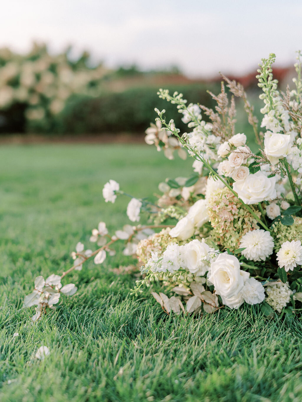 Leslie&Ricardo_EarlyMountainVineyardWedding_SneakPeek-77