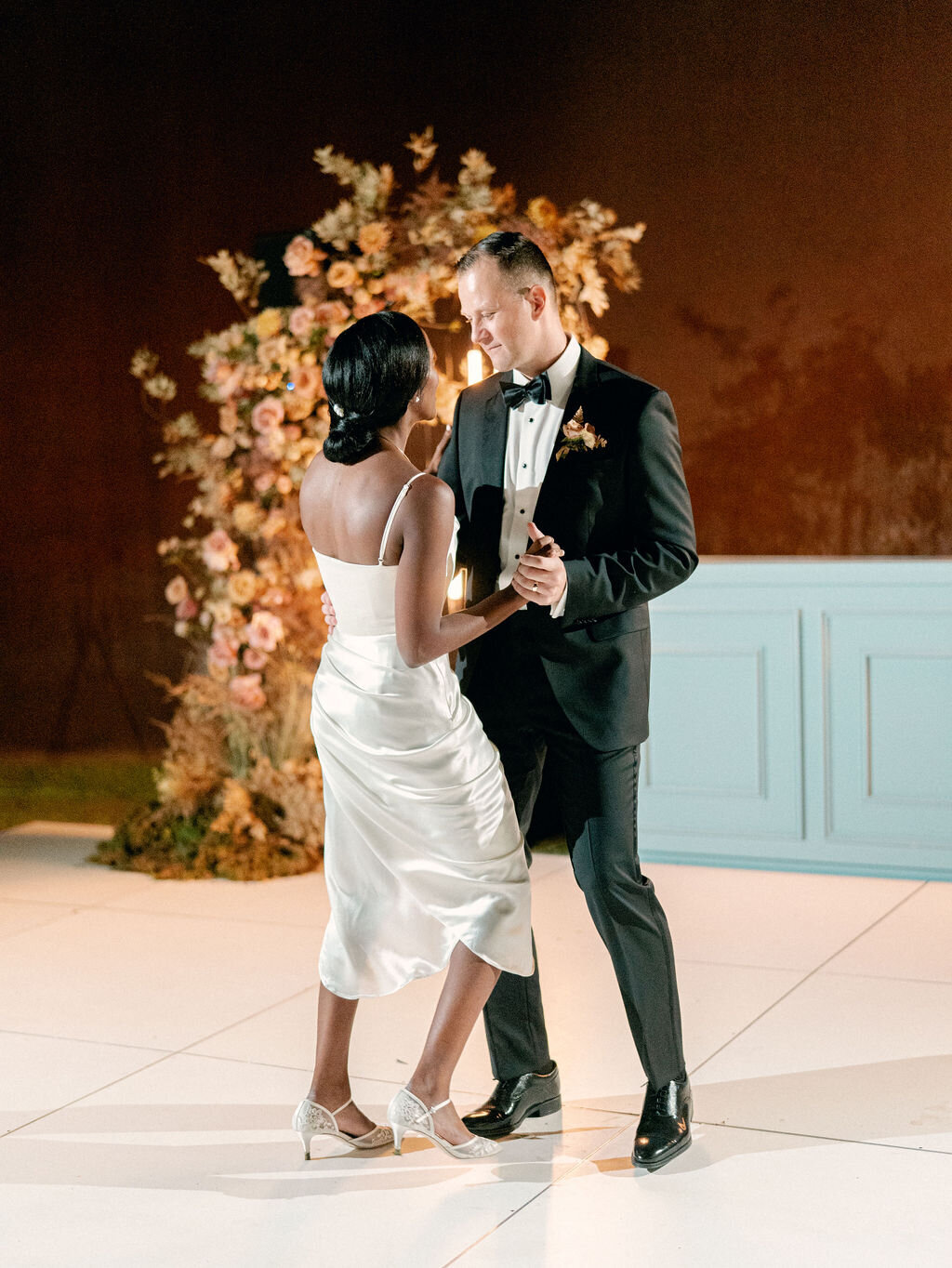 24-modern-black-tie-nasher-sculpture-center-wedding