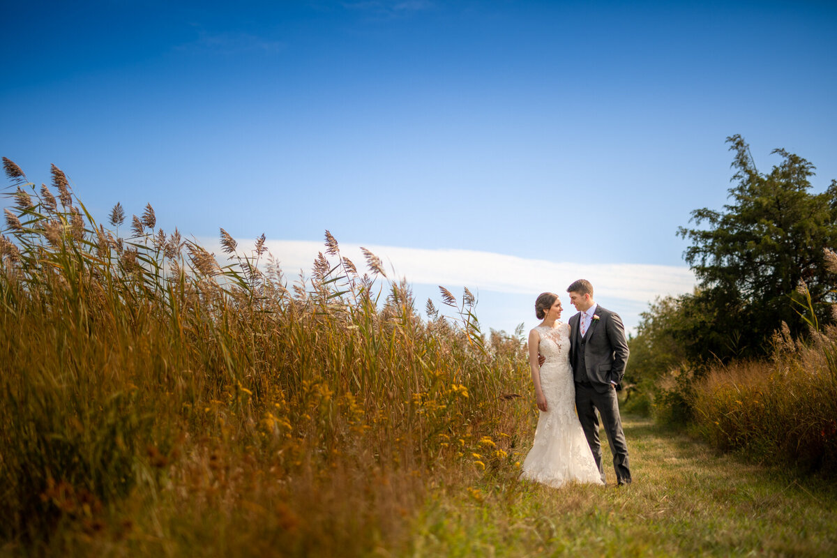 intimate-saltwater-farm-vineyard-wedding