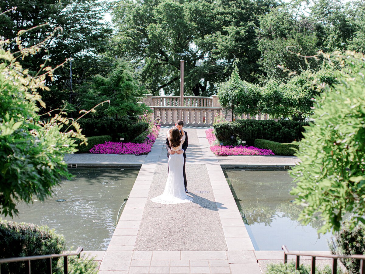 Gena & Matt's Wedding at the Dallas Arboretum | Dallas Wedding Photographer | Sami Kathryn Photography-90