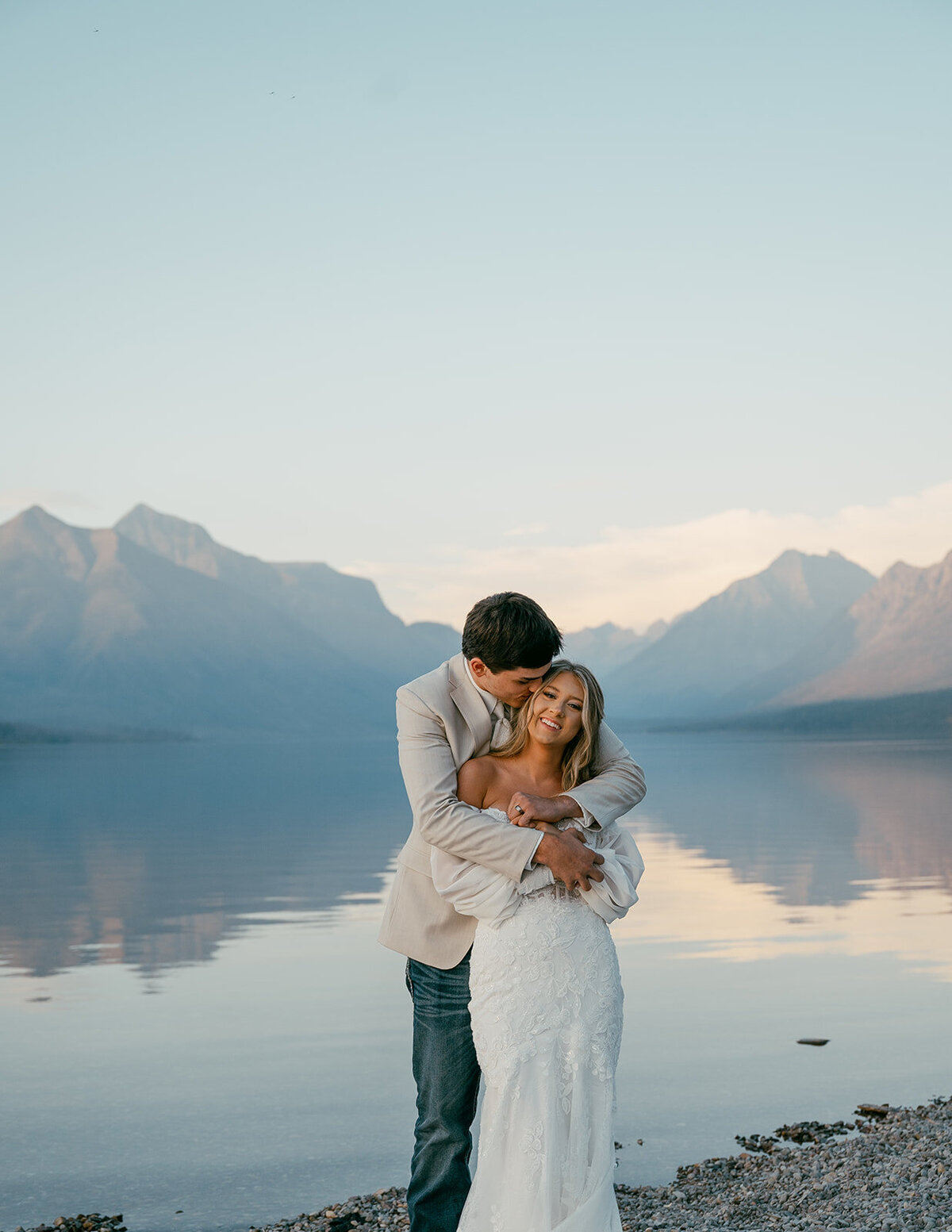 presley-gray-photo-glacier-national-park-elopement-7713