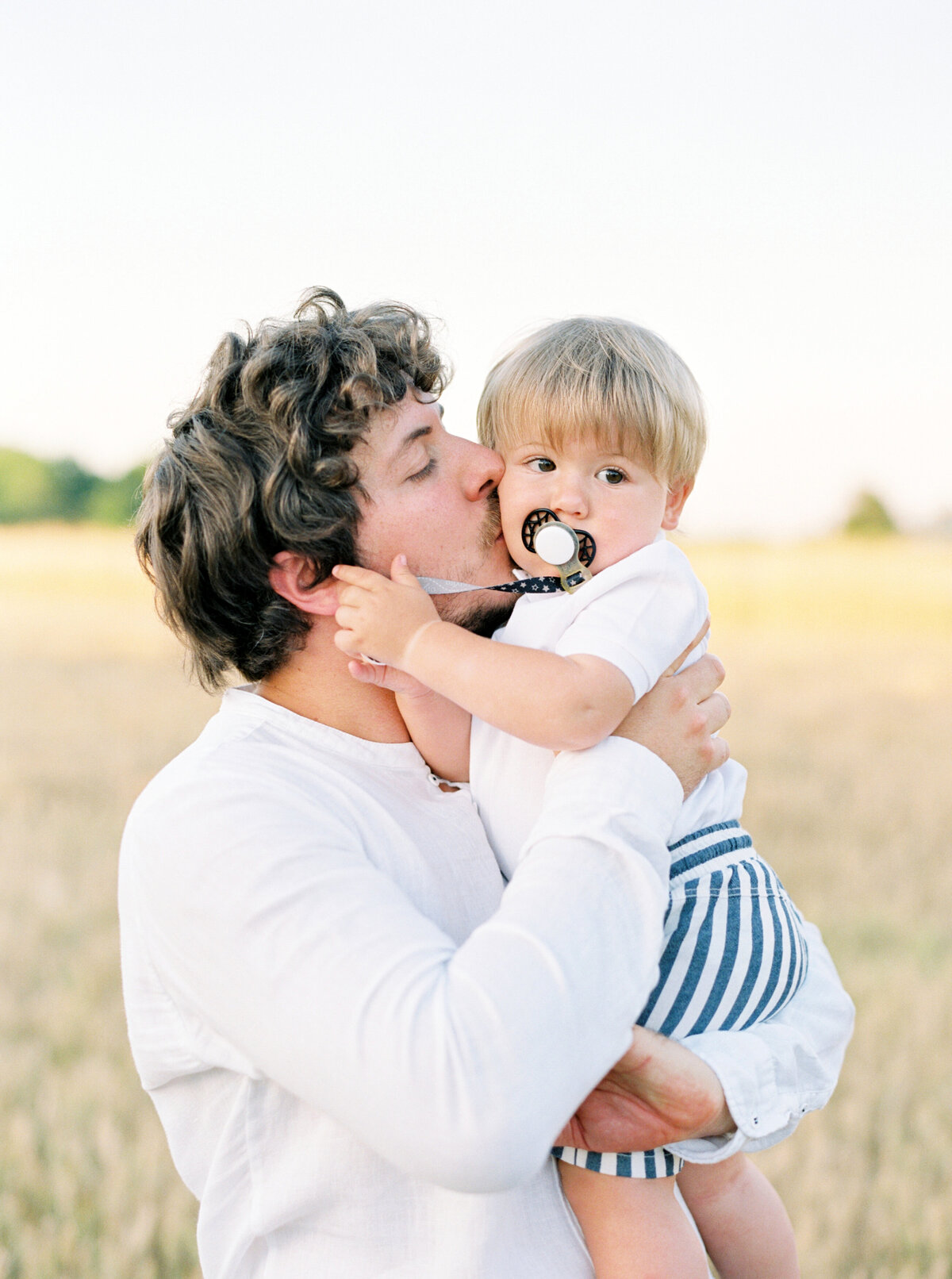 Family photography session outdoors in Cesena, Emilia-Romagna, Italy - 14