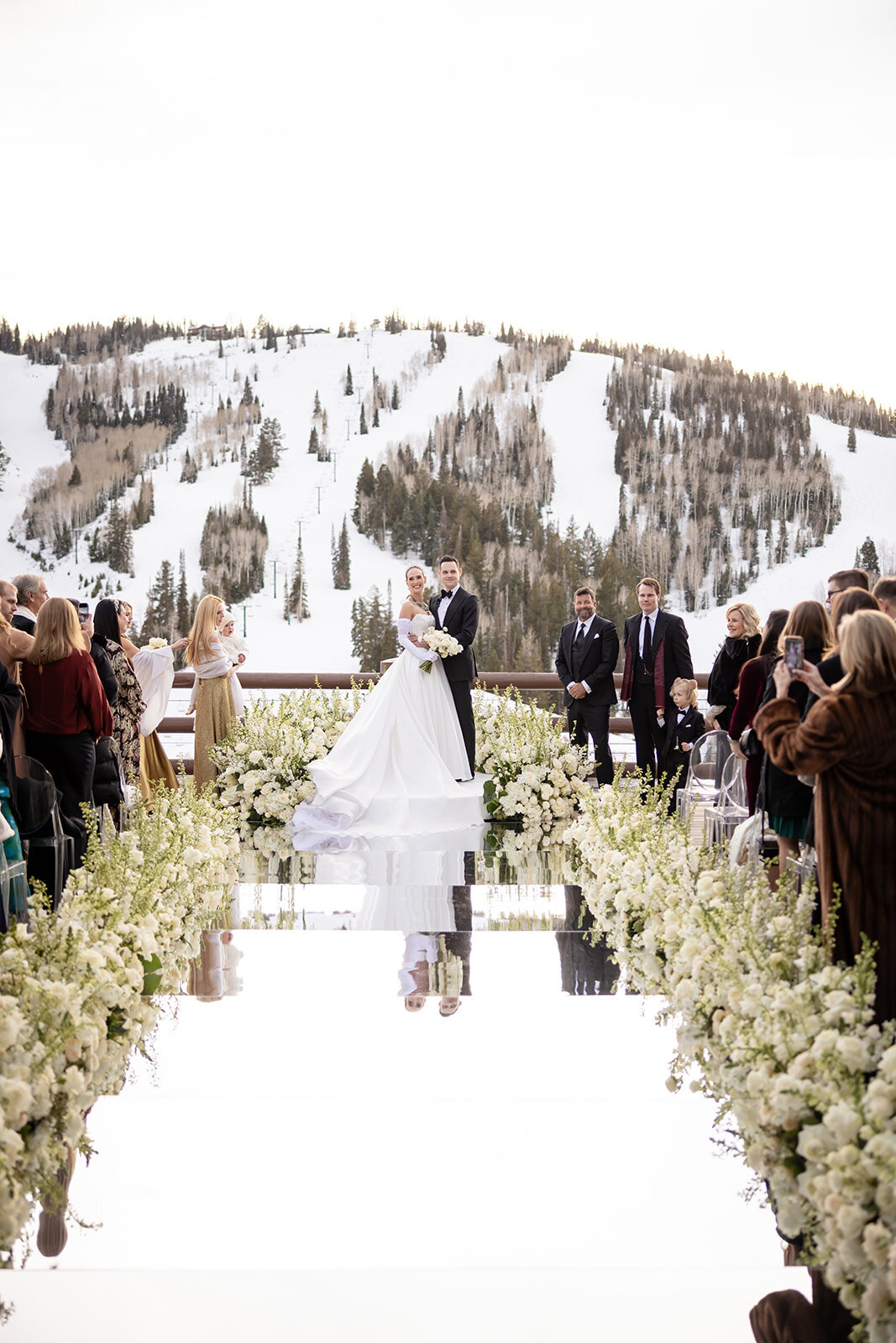 stein-eriksen-lodge-winter-park-city-wedding-pepper-nix-433L-1041