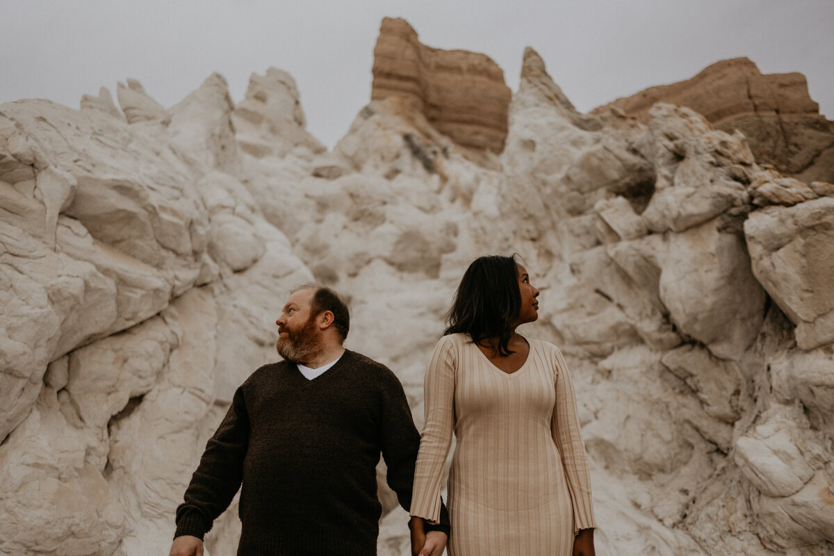 san-ysidro-new-mexico-engagement-photoshoot-with-dog-17