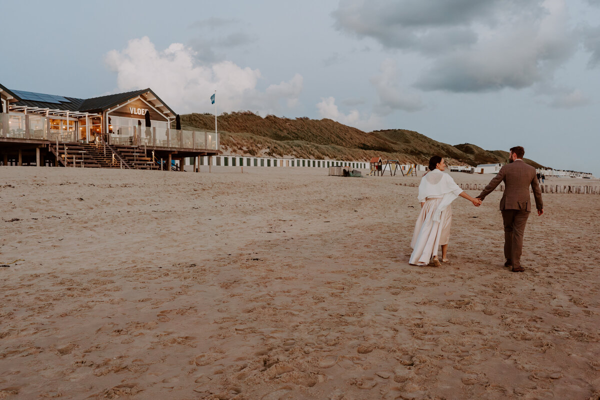 Trouwfotograaf in Zeeland. De leukste trouwlocaties in Zeeland vind je in deze blog. Door everatilroefotografie, trouwfotograaf in Middelburg,Zeeland