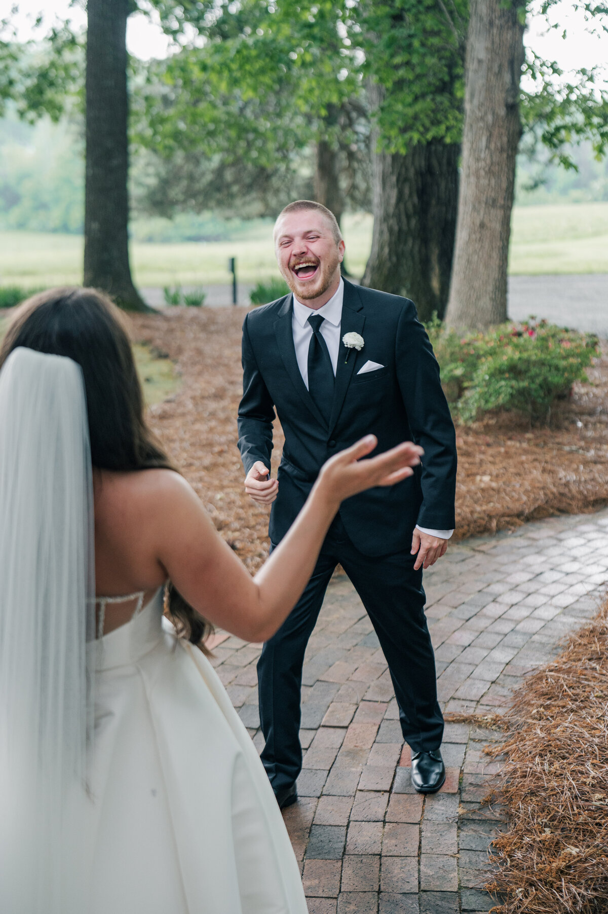 erik_sam_wedding_first_look-14
