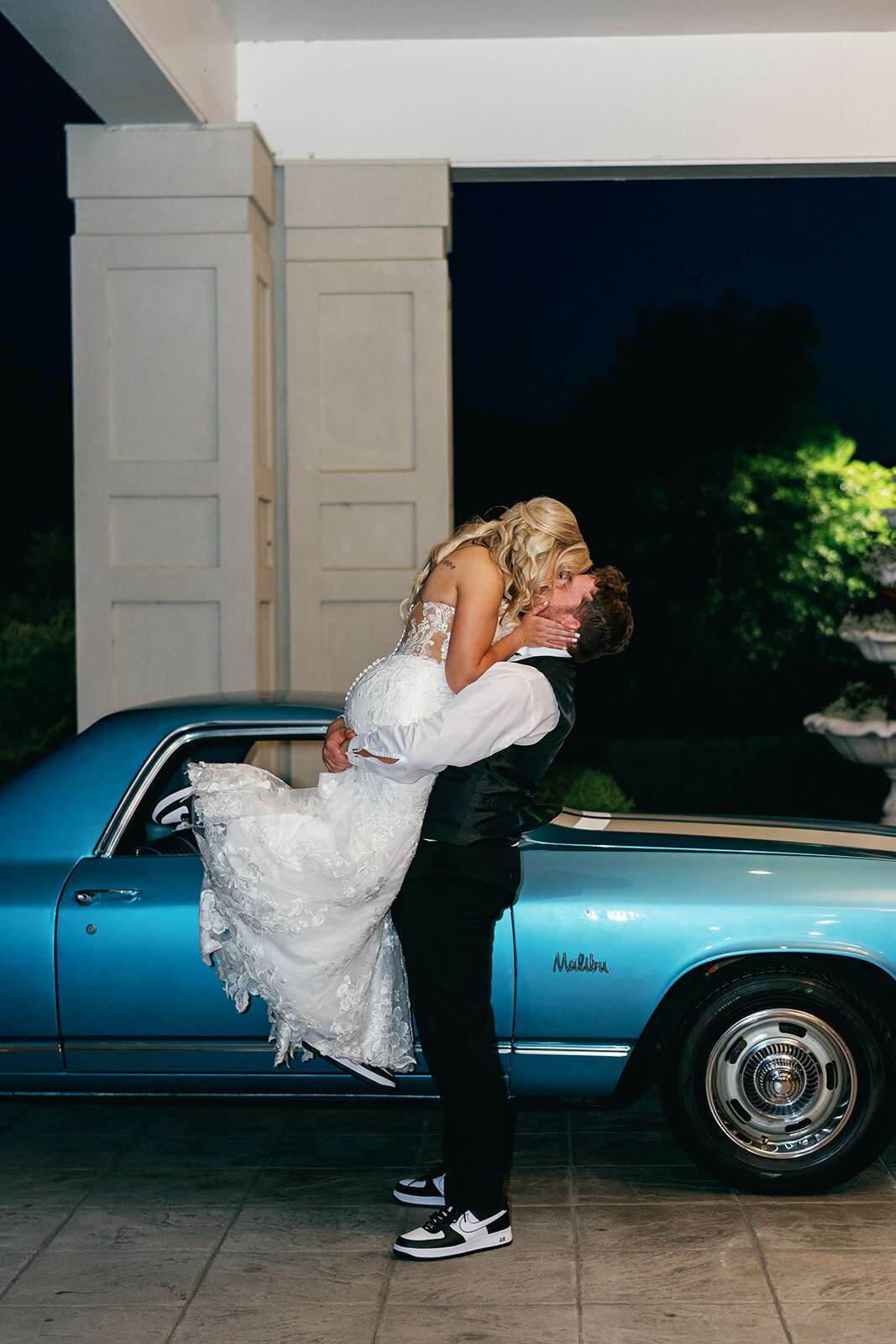 Getaway car exit at at Meadowbrook Country Club
