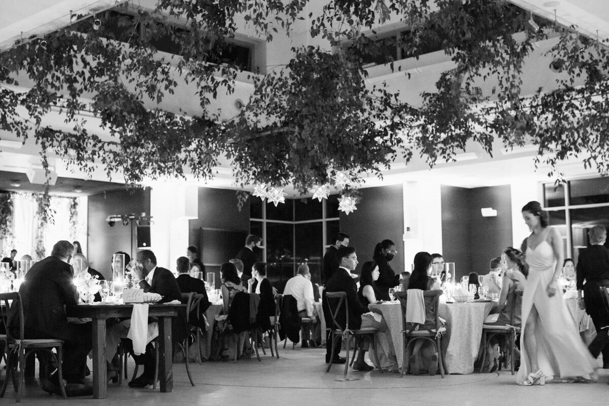 aspen-fall-wedding-reception-room-bw
