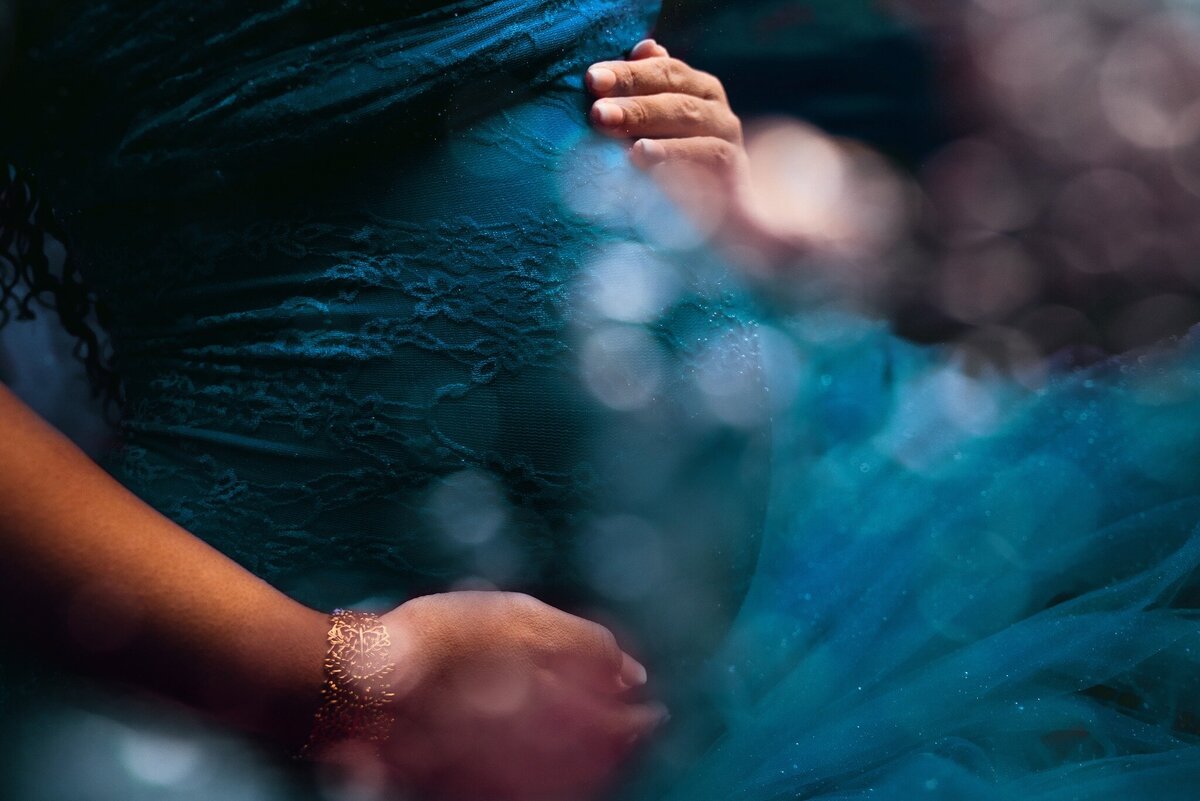 Renee_Stengel_Photography_Underwater_Maternity_Portrait_Charlotte_NC_0037
