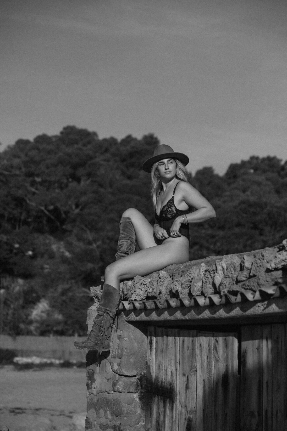 Personal_Branding_Photoshoot_Ibiza_Woman_Sitting