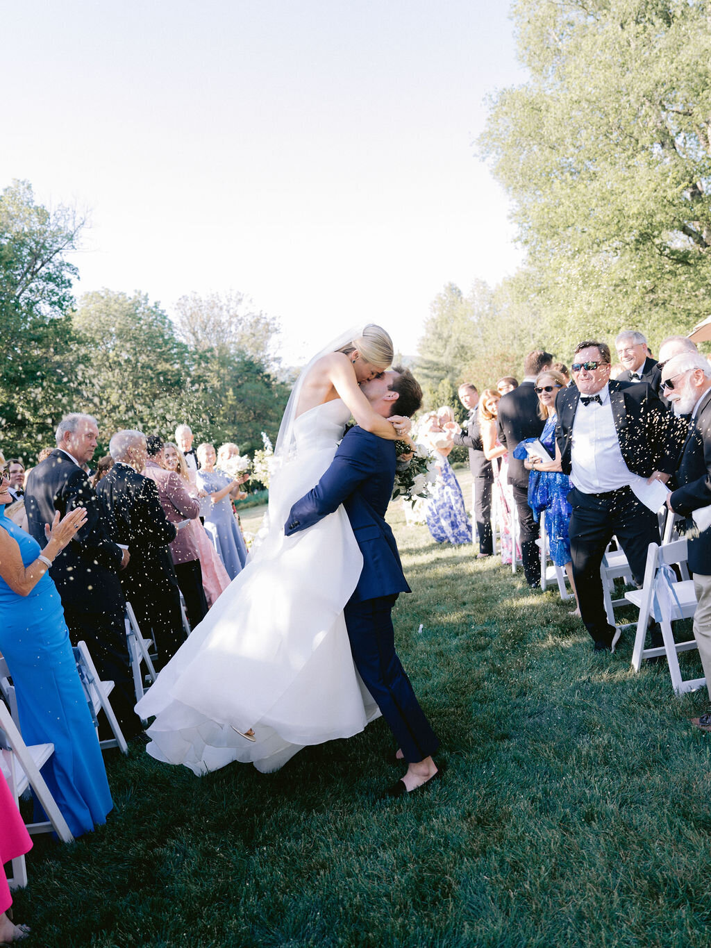 NikkiSanterre_EastCoastLuxuryWeddingPhotographer_CliftonInnWedding_Sky&Ryan-95
