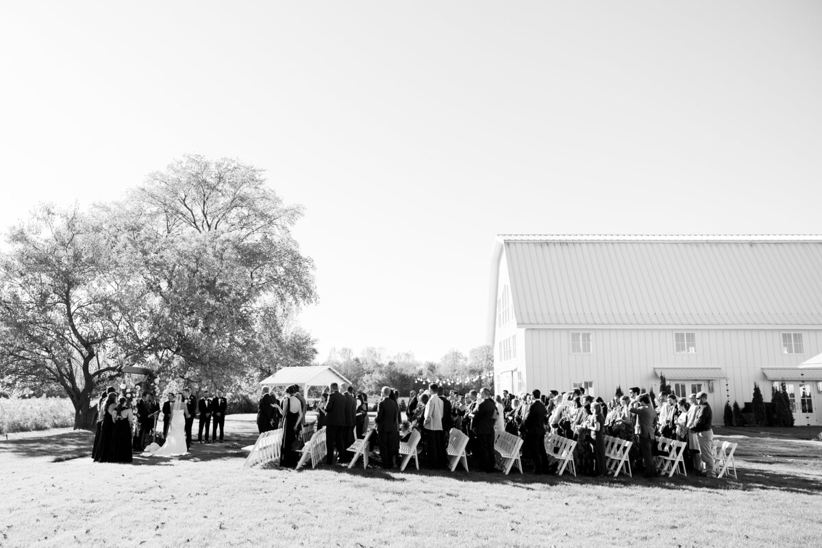 etre-farms-wedding-ceremony-daniela-cardili-1