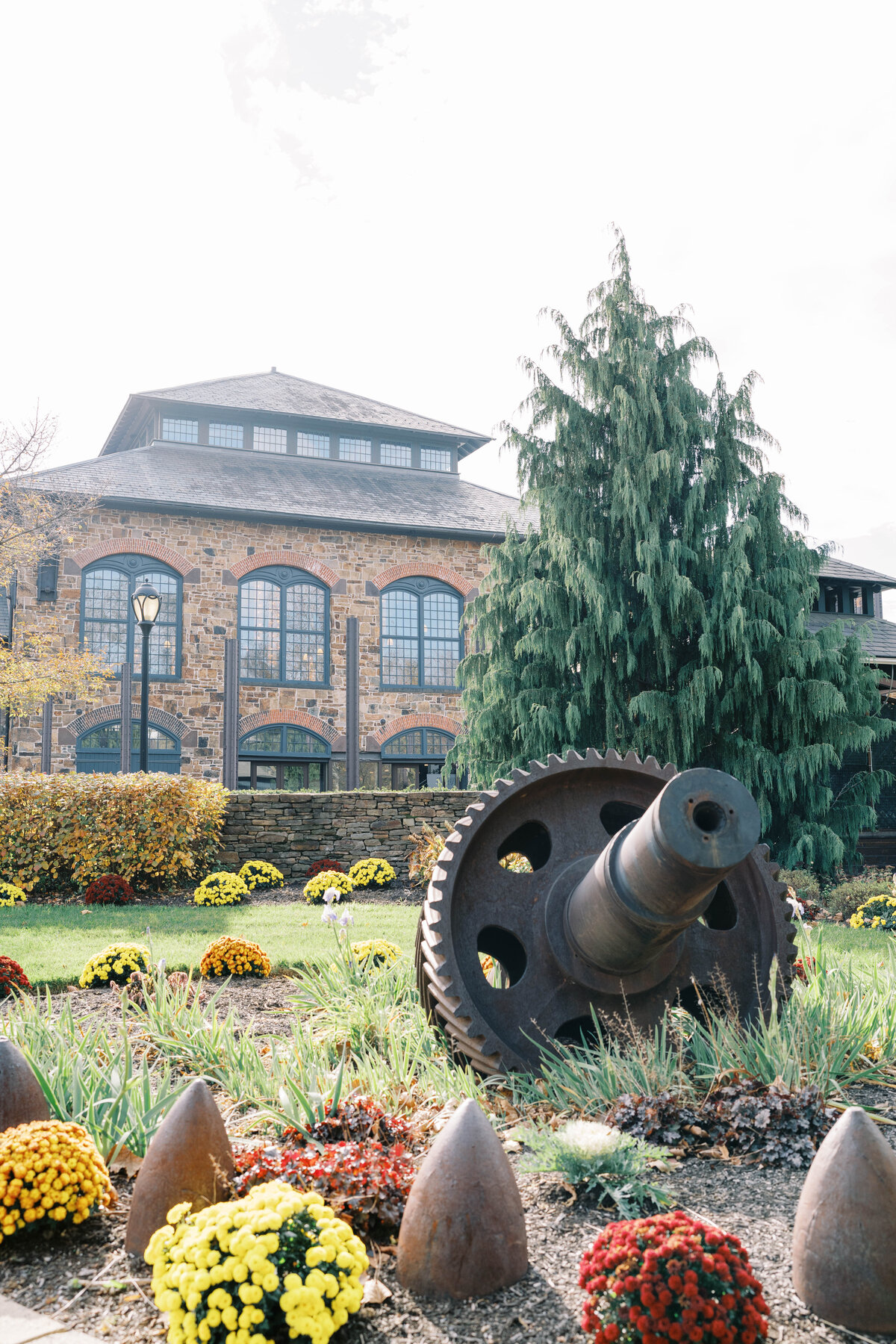 Phoenixville-Foundry-Romantic-Fall-Wedding-Photographer_18