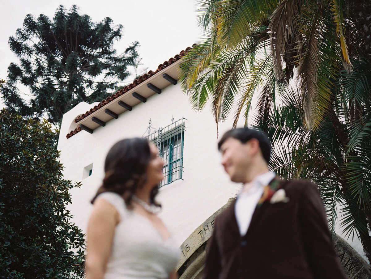 santa-barbara-court-house-intimate-wedding-olive-and-oath-17