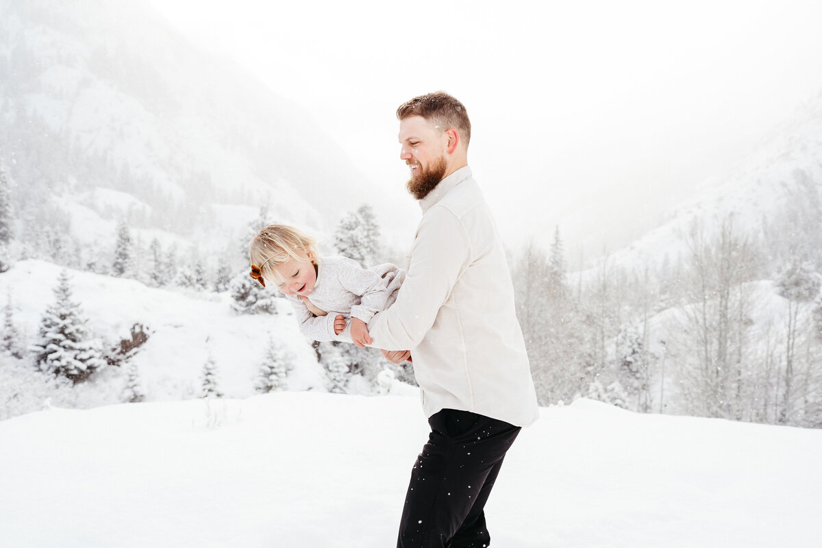 Sam-Murch-Photography-Ouray-Colorado-Winter-Family-Photography-53