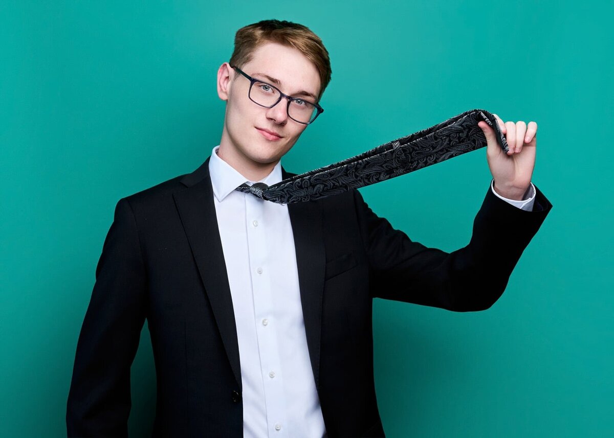 Confident Young Man in Suit for Senior Picture Photographer Session-03