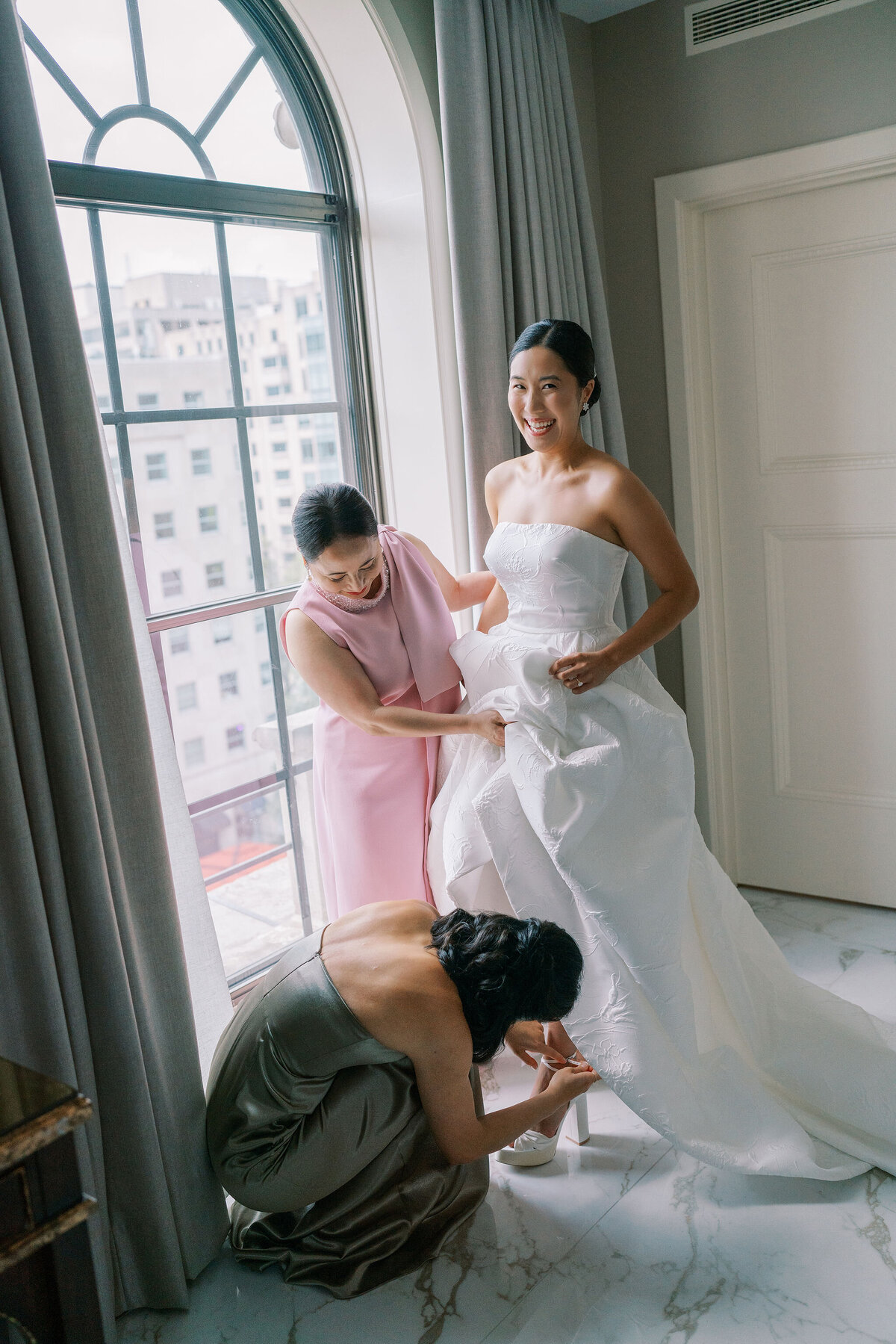 Vicki Grafton Elevated DC Wedding Photographer Meridian House 039