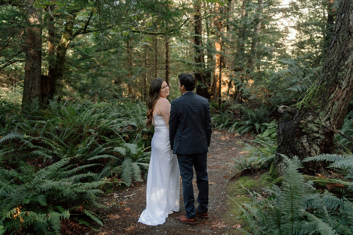 Kristy-Matt-Furry-Creek-Elopement-112_websize