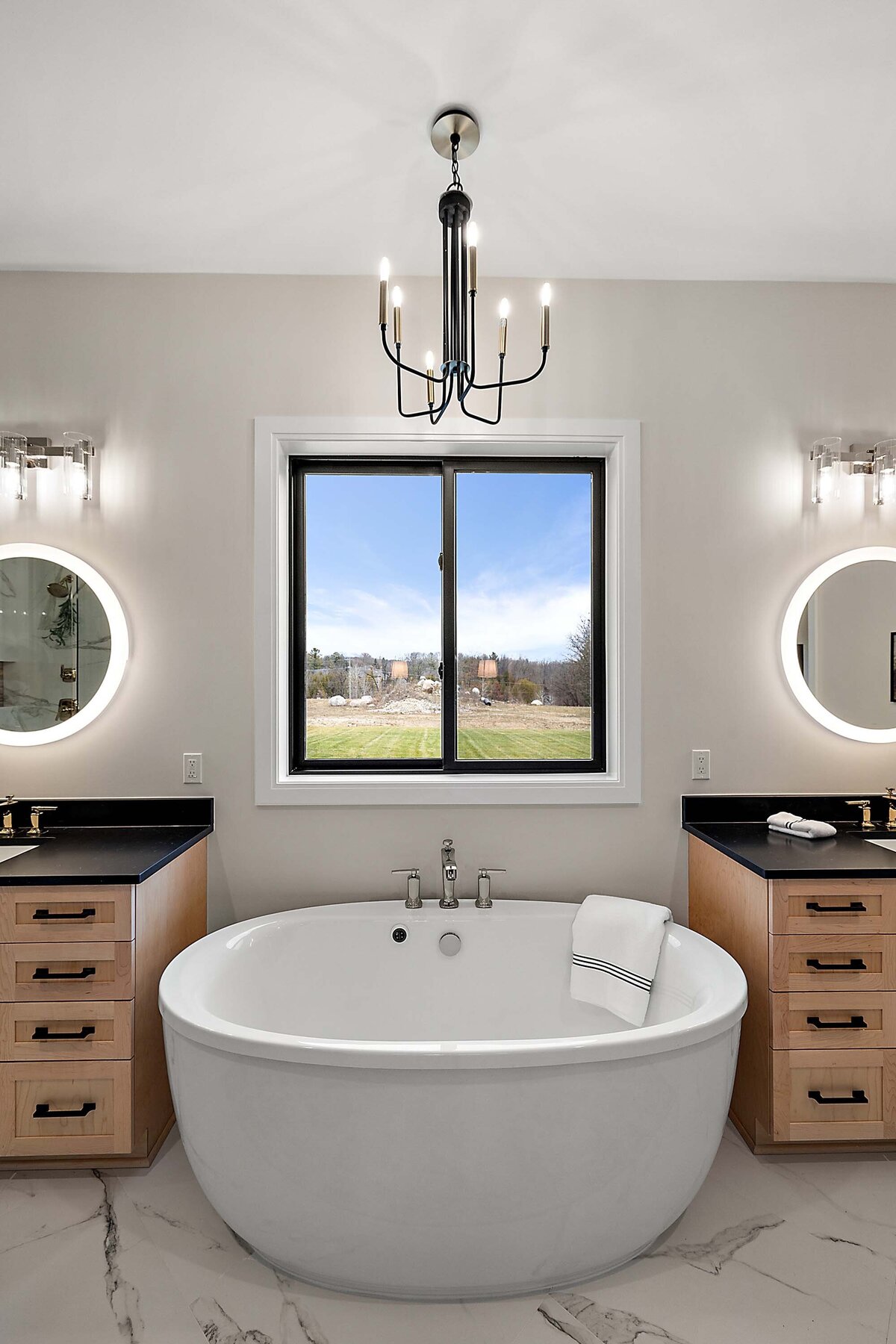 34-70802 Renata New Staging-34