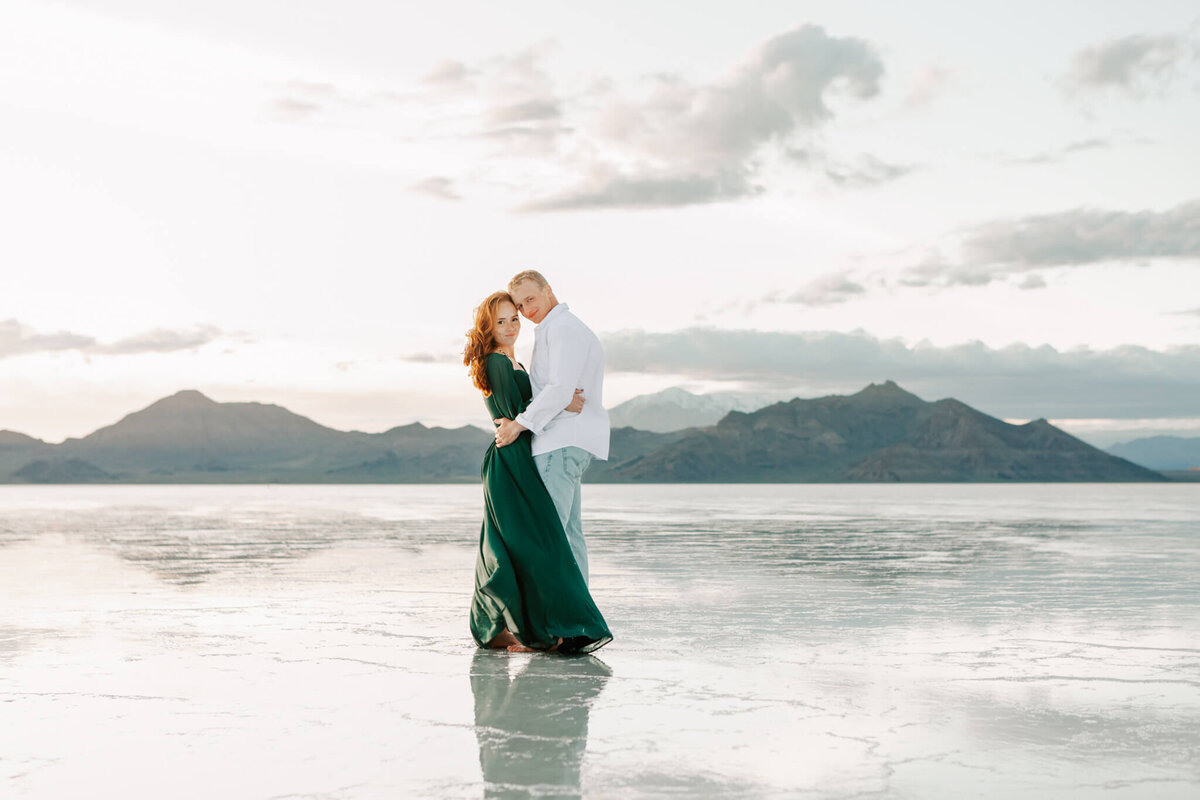 Albany-Oregon-Couples-Photographer-26 (1)
