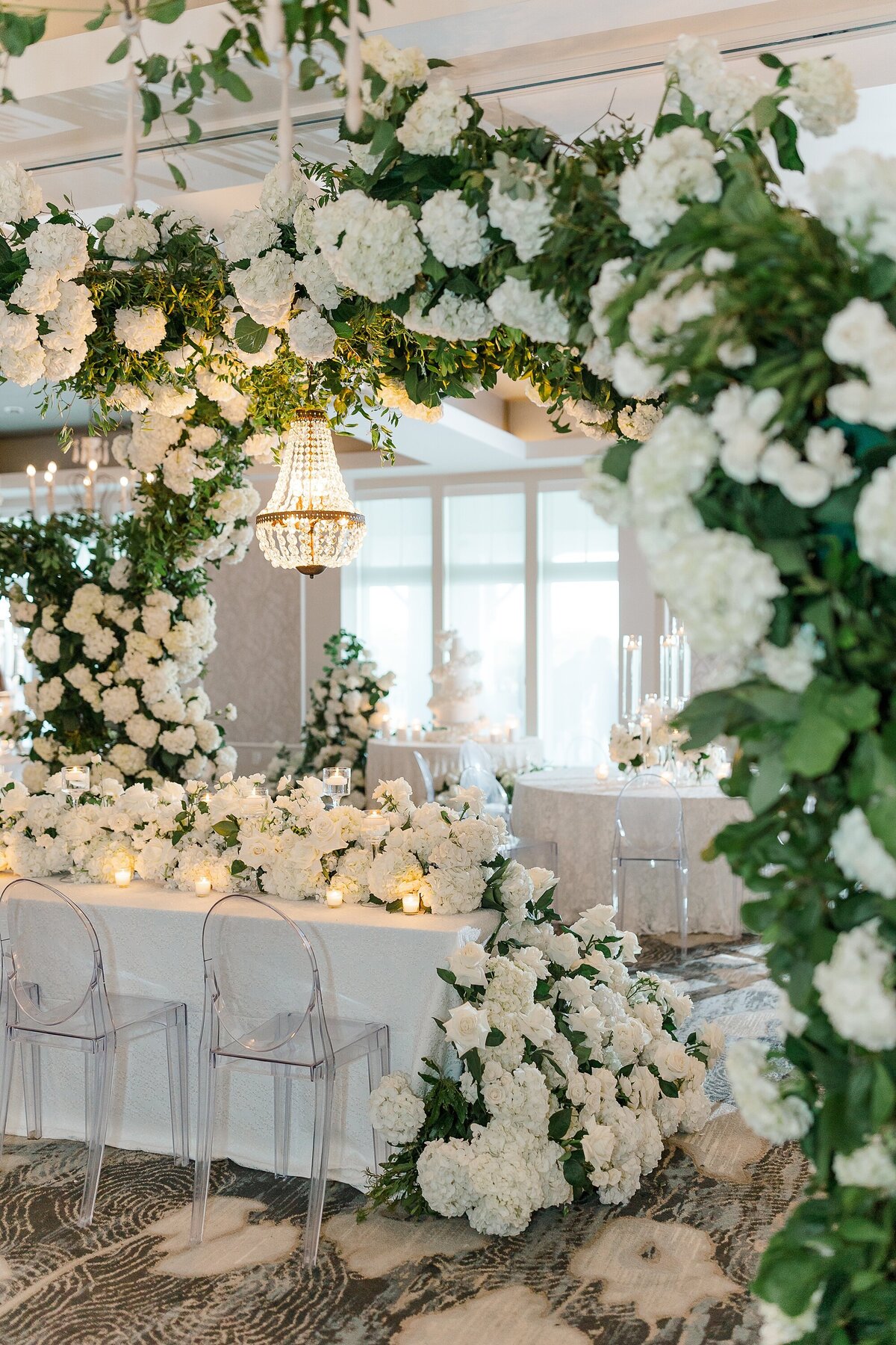 Chic Modern All White Wedding The Beaufort Hotel Brittanie Raquel Events_0030