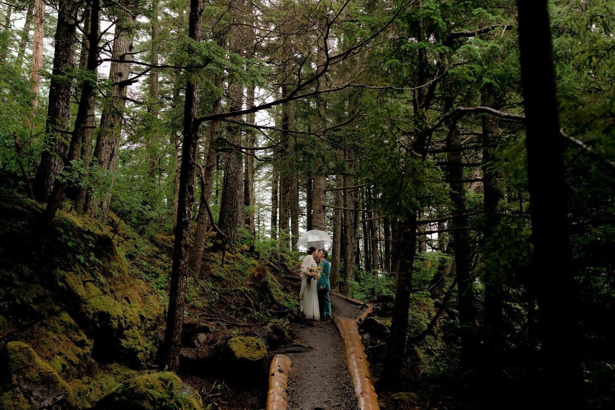 elope-in-minnesota-113