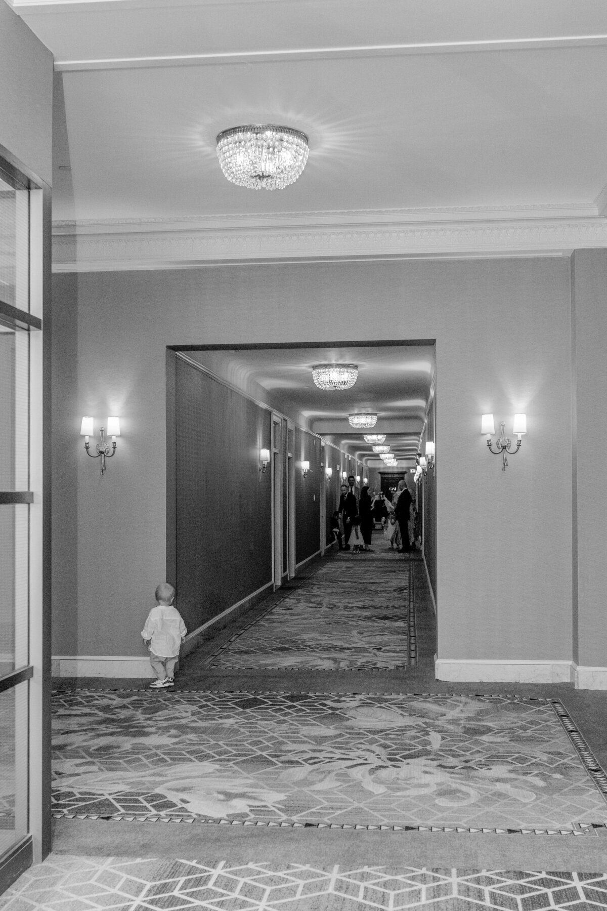 0046 Andrea & Luke_Chateau Laurier Wedding Ottawa_Photography by Emma