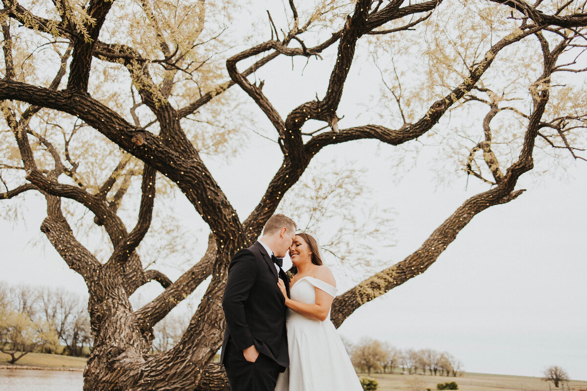 Laurel + Lane Wedding - Elizabeth George Photography18131