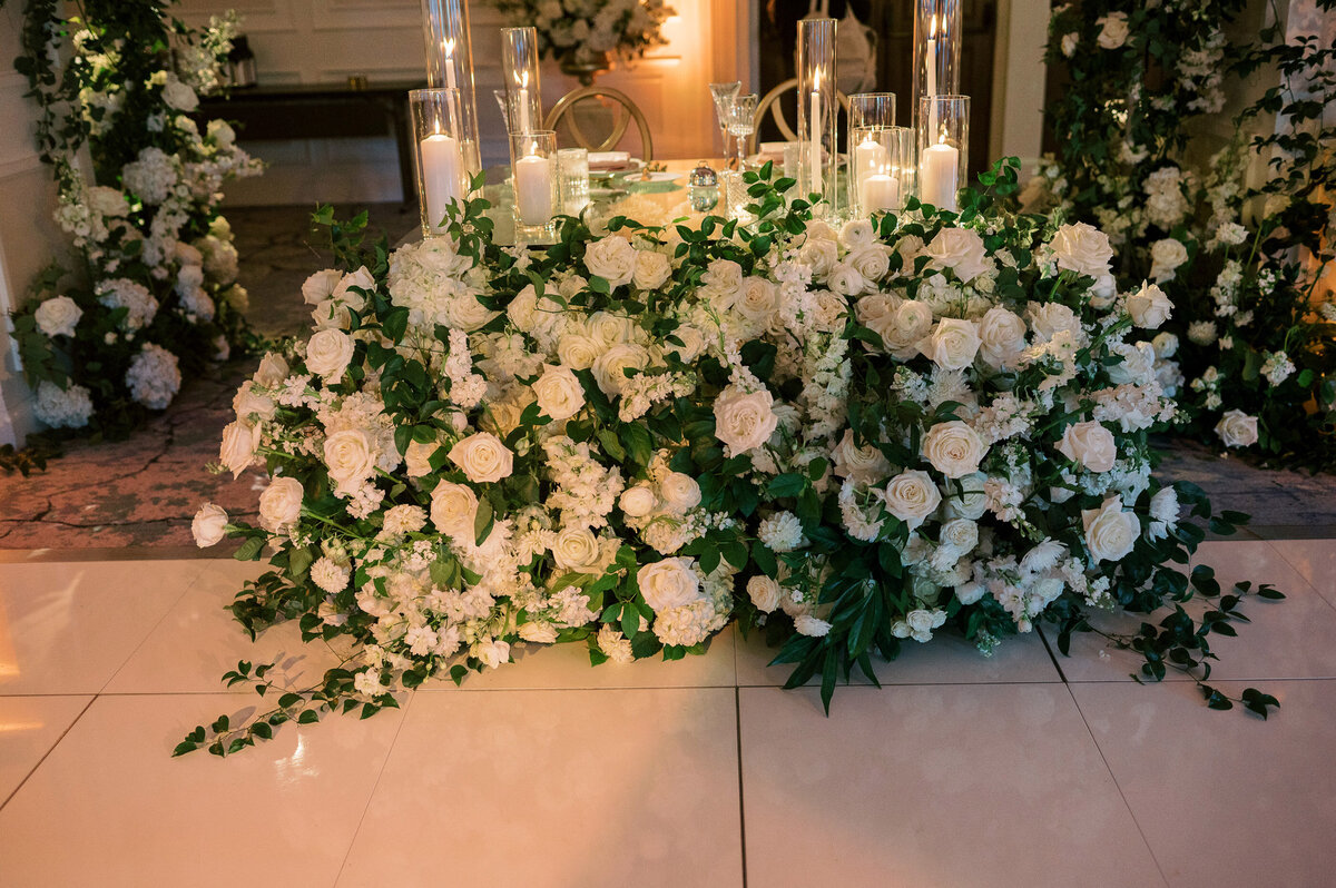 Kate-Murtaugh-Events-Boston-wedding-planner-Newbury-Hotel-sweetheart-table-white-roses