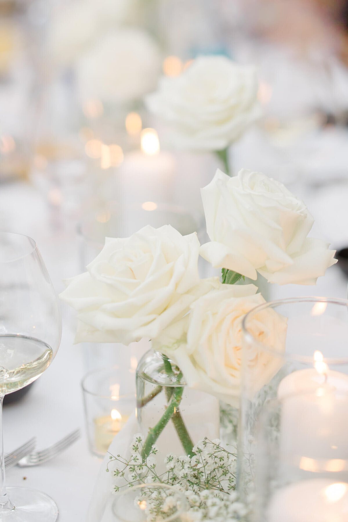 intimate-wedding-vienna-palais-coburg-nfl-player-36