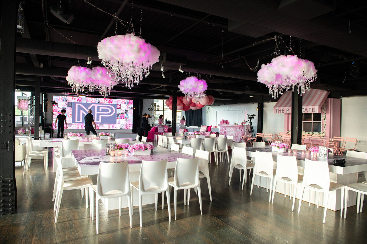 MIKA PHOTO INTERIOR