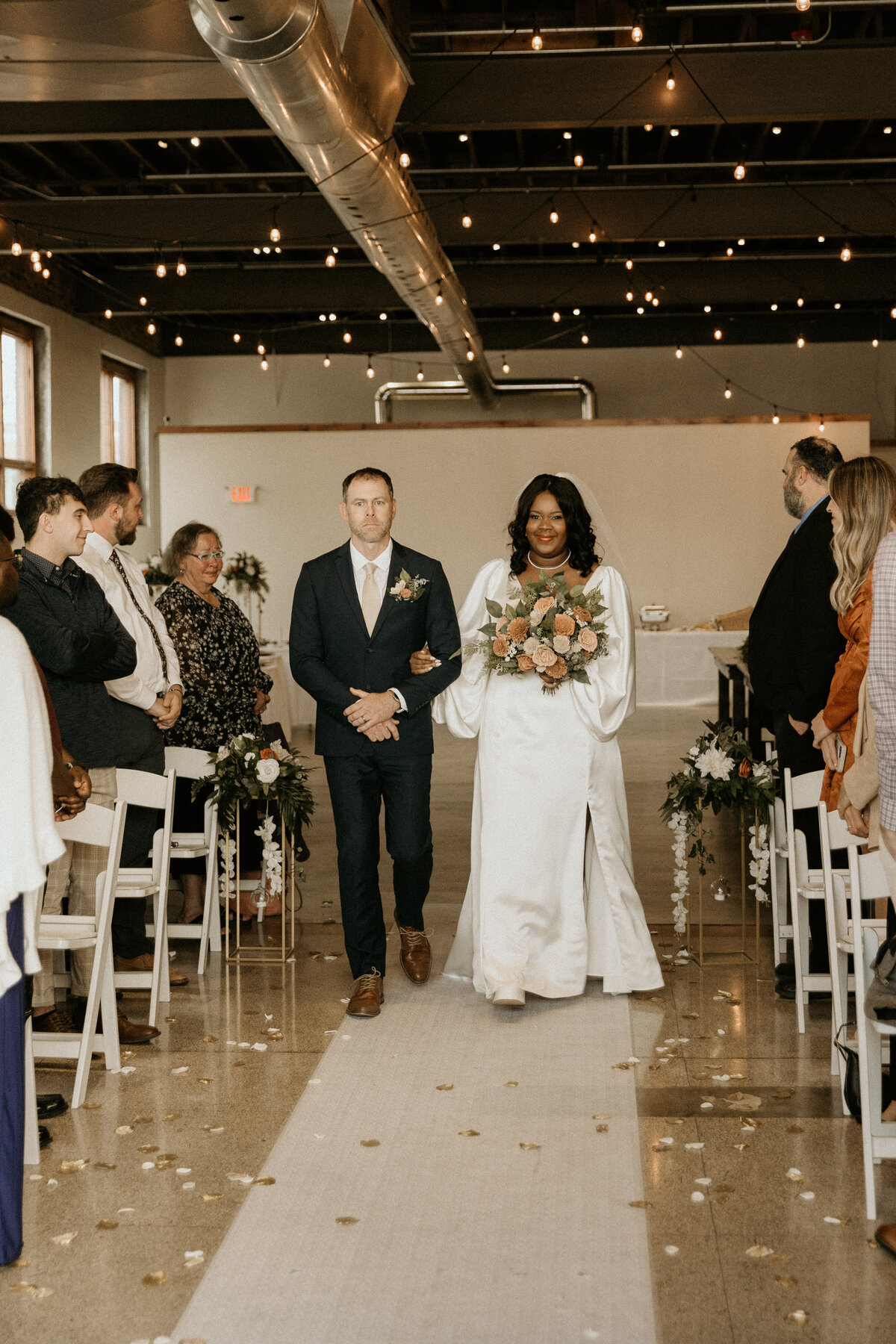 RuhmannWeddingMonarchRoomWonderwoodPhotography-321